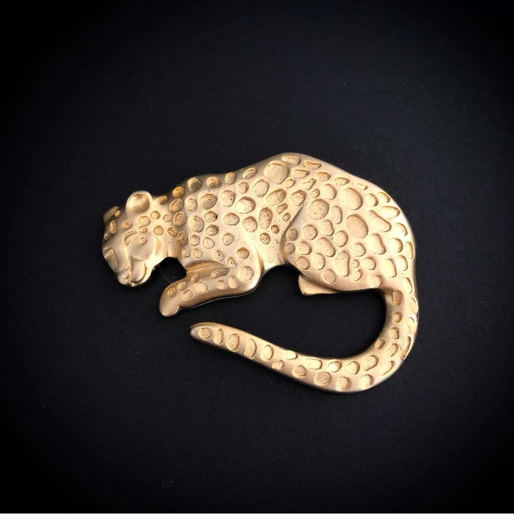 Kim Craftsmen Vintage Leopard Jaguar Cheetah Brooch Large Gold Tone Cat Pin
